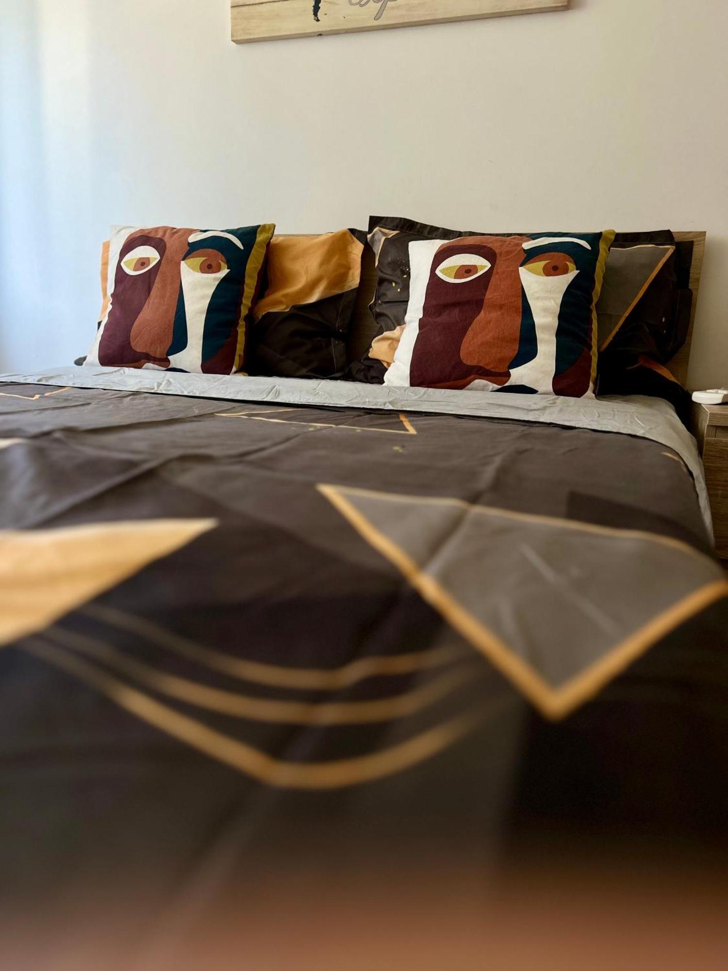 Snug Apartament Ясси Екстер'єр фото