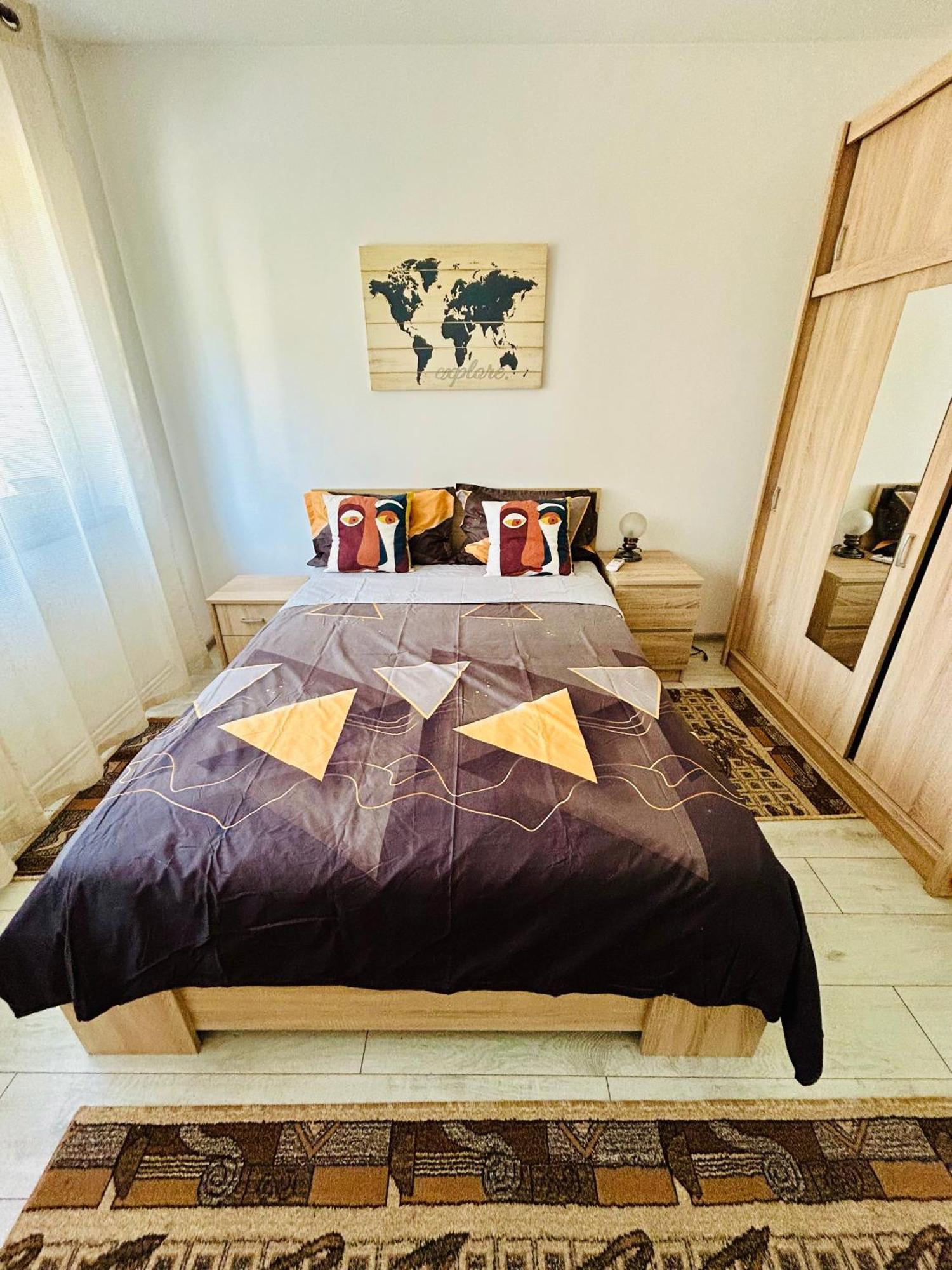 Snug Apartament Ясси Екстер'єр фото