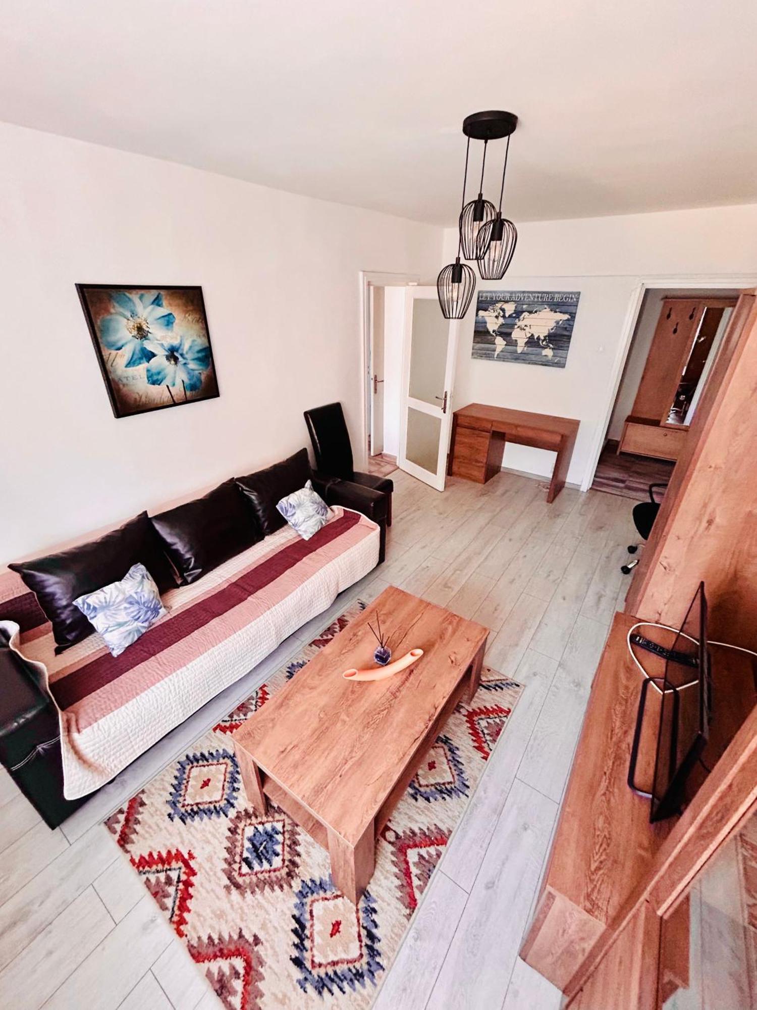 Snug Apartament Ясси Екстер'єр фото